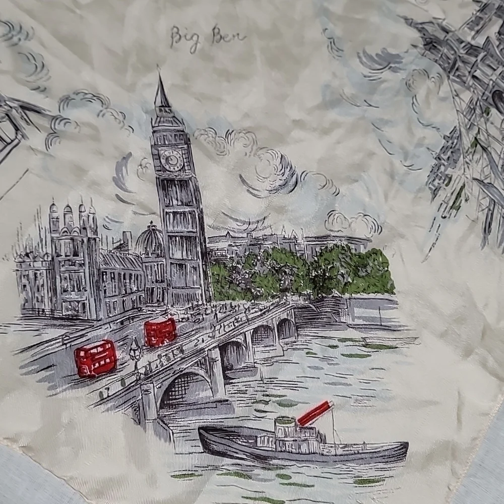 ♥️SILK  Scarf   print some england palaces